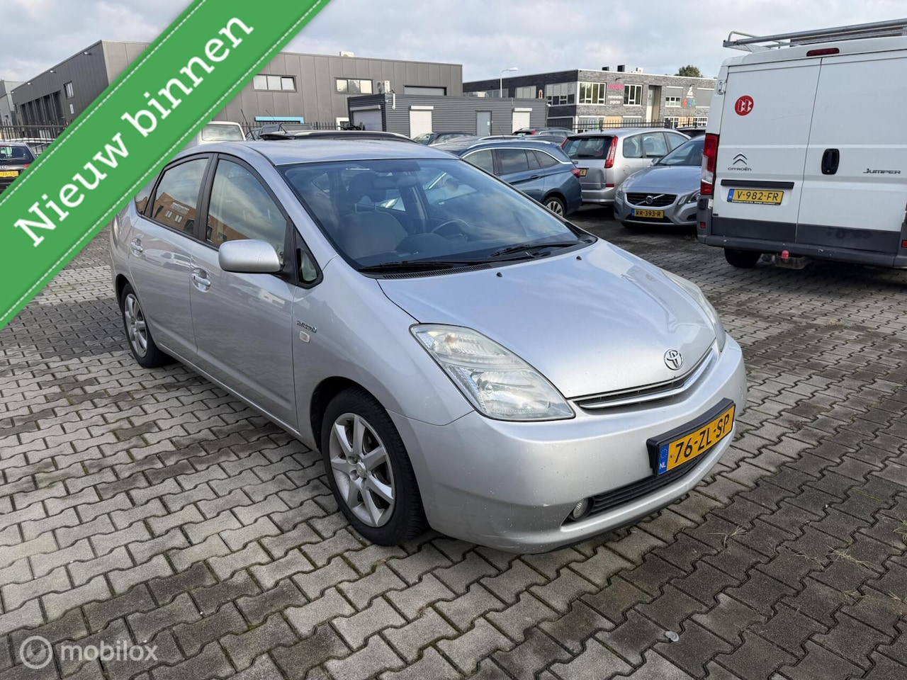 Toyota Prius - 1.5 VVT-i Business Edition 1.5 VVT-i Business Edition - AutoWereld.nl