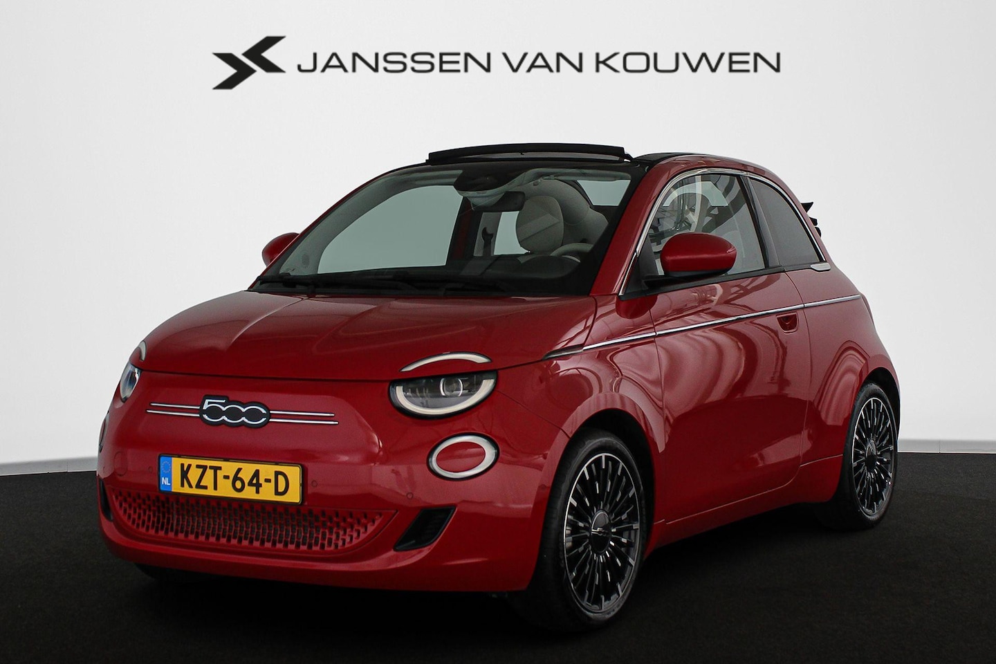 Fiat 500 C - La Prima 42 kWh Cabrio Leder Stoelverwarming Camera JBL Keyless - AutoWereld.nl