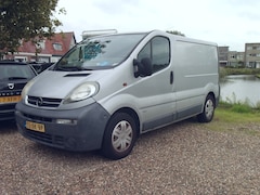 Opel Vivaro - 2.5 DTI L1H1 - Versnellingsbak defect - Motor 100 %