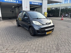 Peugeot 107 - 1.0-12V XS