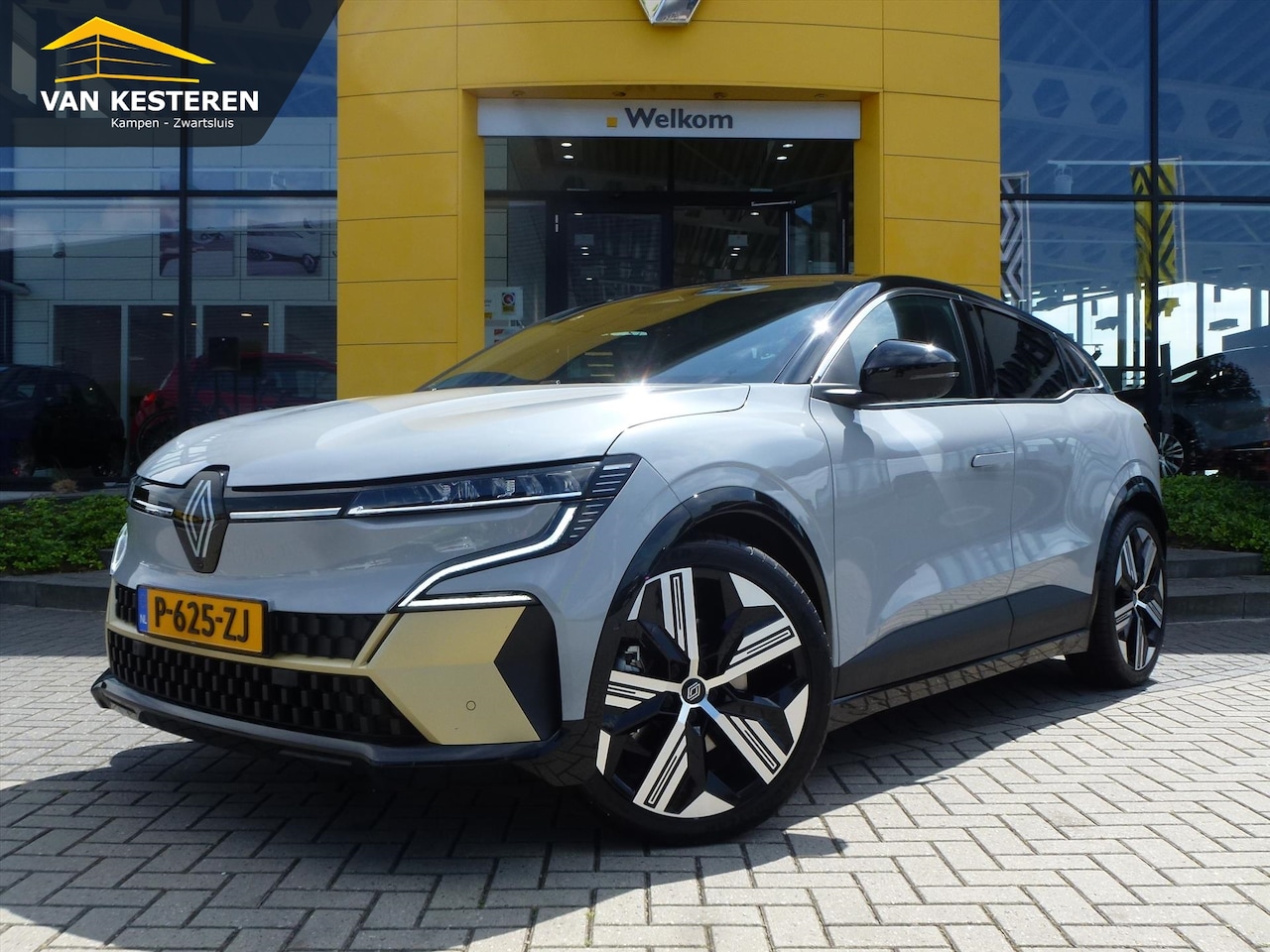 Renault Mégane E-Tech - EV60 220pk Optimum Charge Ionic / Warmtepomp / Harman Kardon / Blindspot / Compleet dealer - AutoWereld.nl