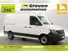 Volkswagen Crafter - 2.0 TDI 140PK L3H3 | 2800kg Trekgew. | Trekhaak | Airco | Cruise | Camera | Massagestoel |