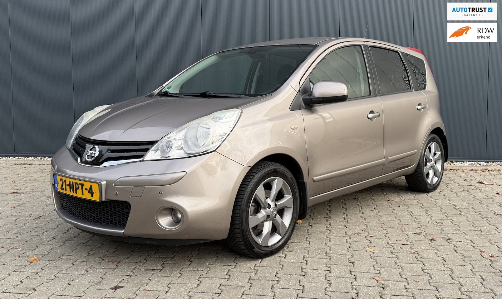 Nissan Note - 1.6 Life + Airco Cruise Automaat Trekhaak - AutoWereld.nl