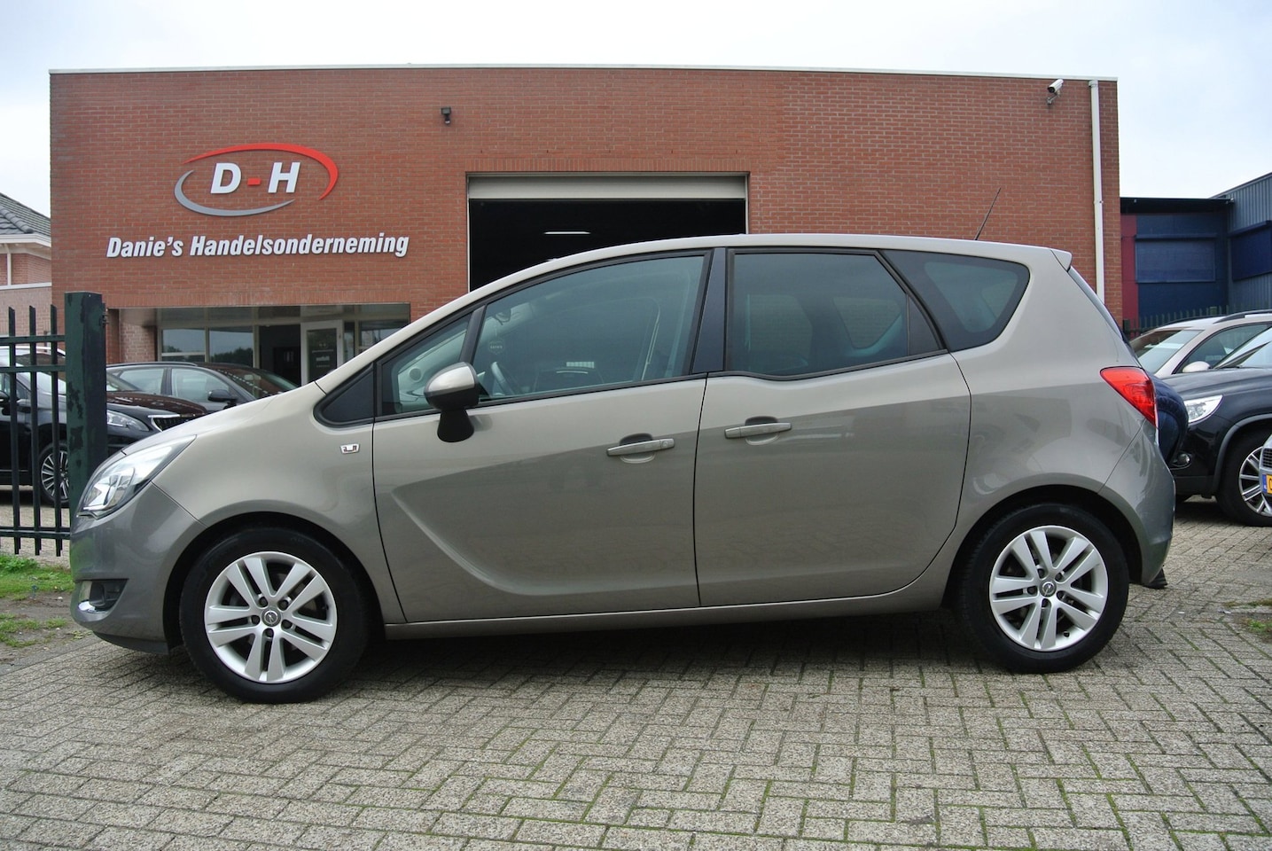 Opel Meriva - 1.4 Turbo Berlin airco trekhaak inruil mogelijk nap - AutoWereld.nl