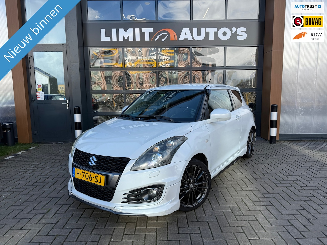 Suzuki Swift - 1.6 Sport Climate/Cruise/Keyless/St.verwarming/Pdc/Lmv/Apk - AutoWereld.nl
