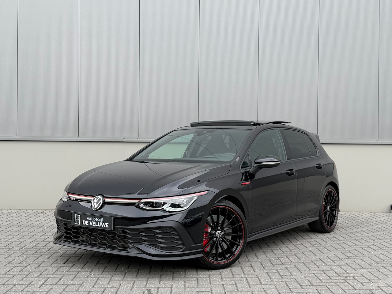 Volkswagen Golf - 2.0 TSI GTI Clubsport Akrapovic HuD H&K Pano - AutoWereld.nl