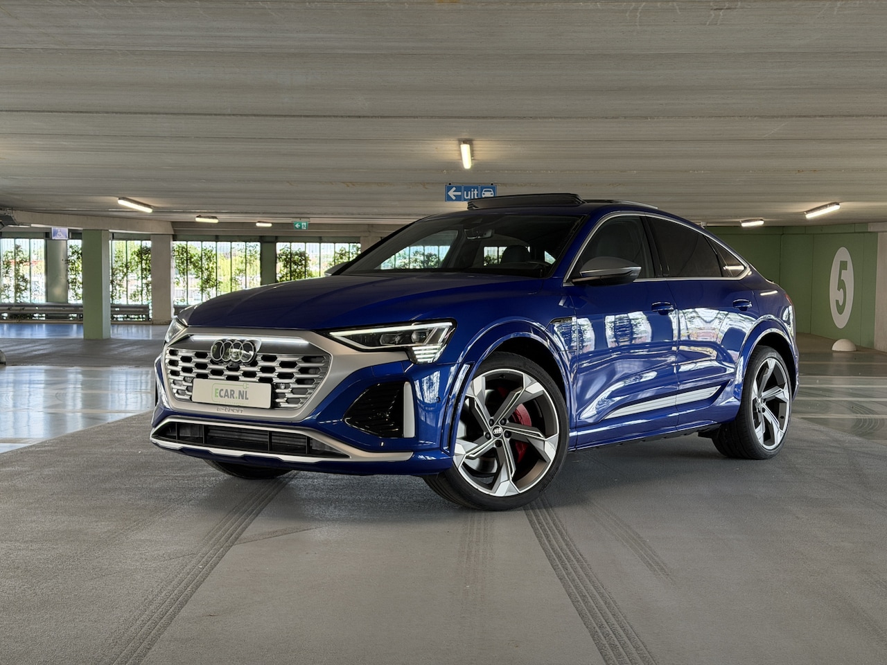 Audi Q8 Sportback e-tron - SQ8 115 kWh | Valcona Leder | Panoramadak | Trekhaak | 22'' | Matrix LED | Memory | B&O | - AutoWereld.nl