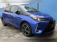 Toyota Yaris - 1.5 Hybrid Bi-Tone Navigatiesysteem, Keyless entry + starten