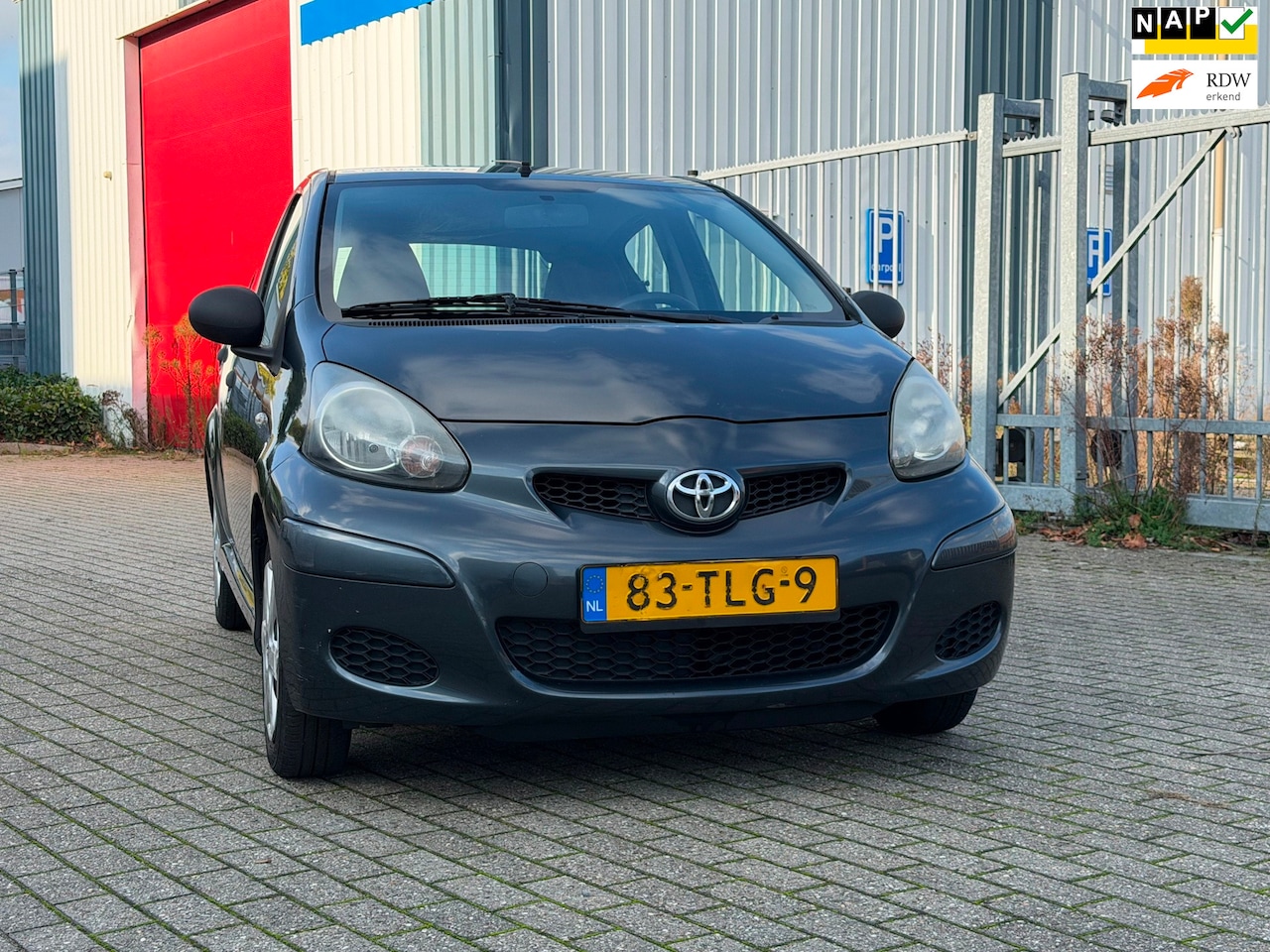 Toyota Aygo - 1.0-12V Now 2012 | 5drs | Airco | Apk - AutoWereld.nl