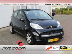 Peugeot 107 - 1.0-12V Millesim 200 Automaat
