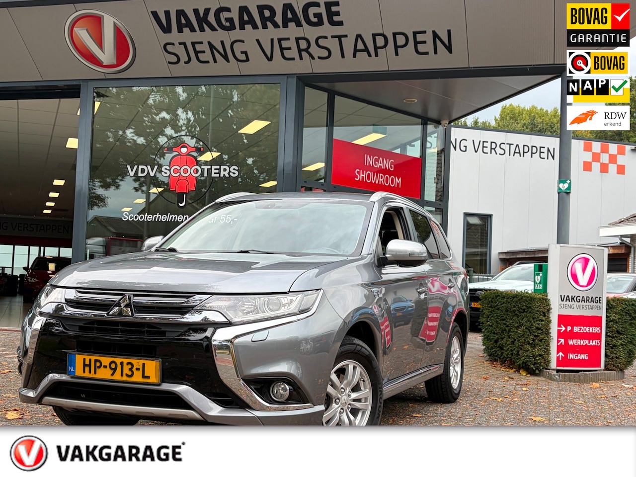 Mitsubishi Outlander - 2.0 PHEV Business Edition Bovag rijklaarprijs ! - AutoWereld.nl