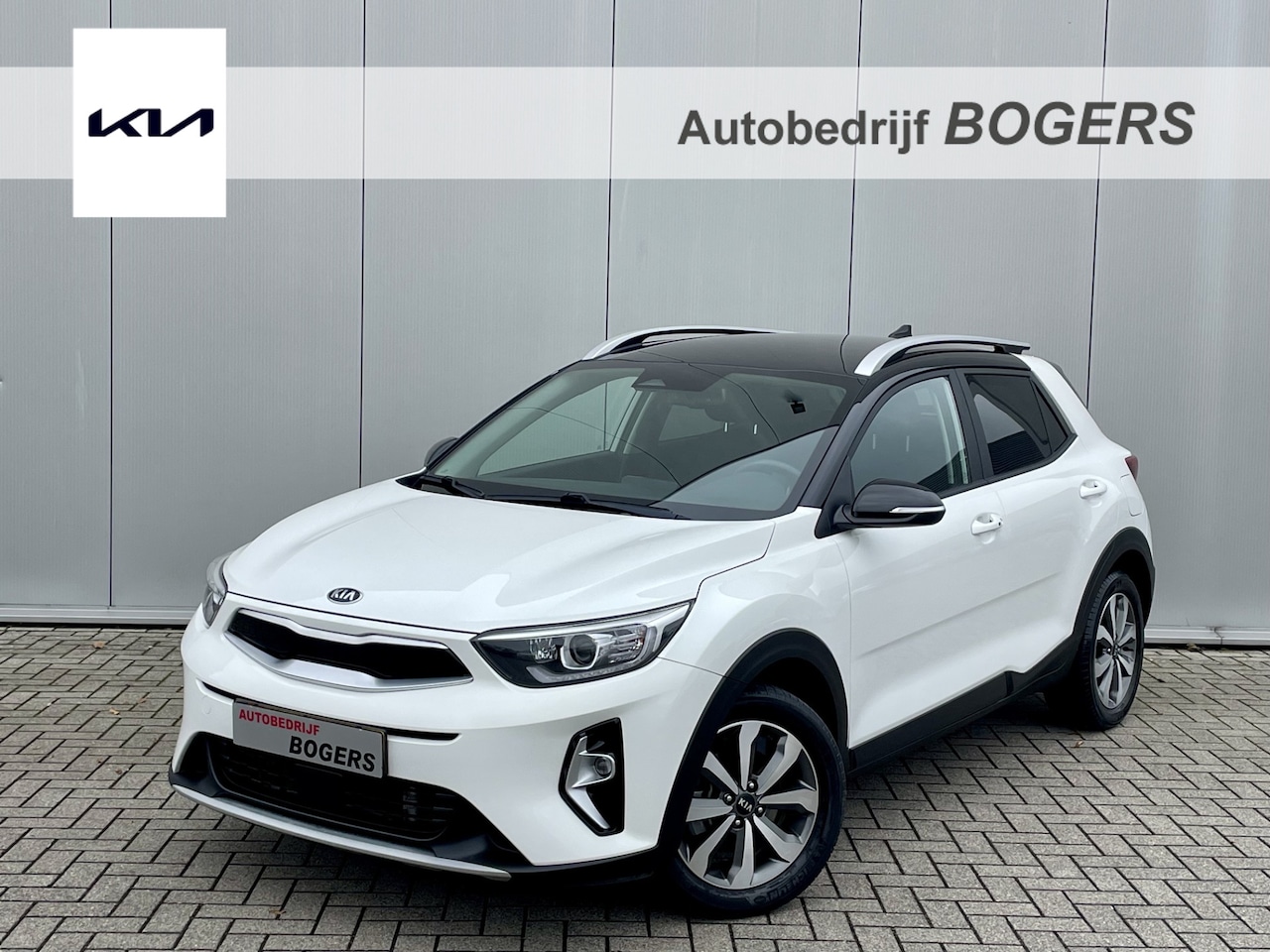 Kia Stonic - 1.0 T-GDi MHEV DynamicPlusLine Navigatie, Climate Control, Cruise Control, Trekhaak, Keyle - AutoWereld.nl