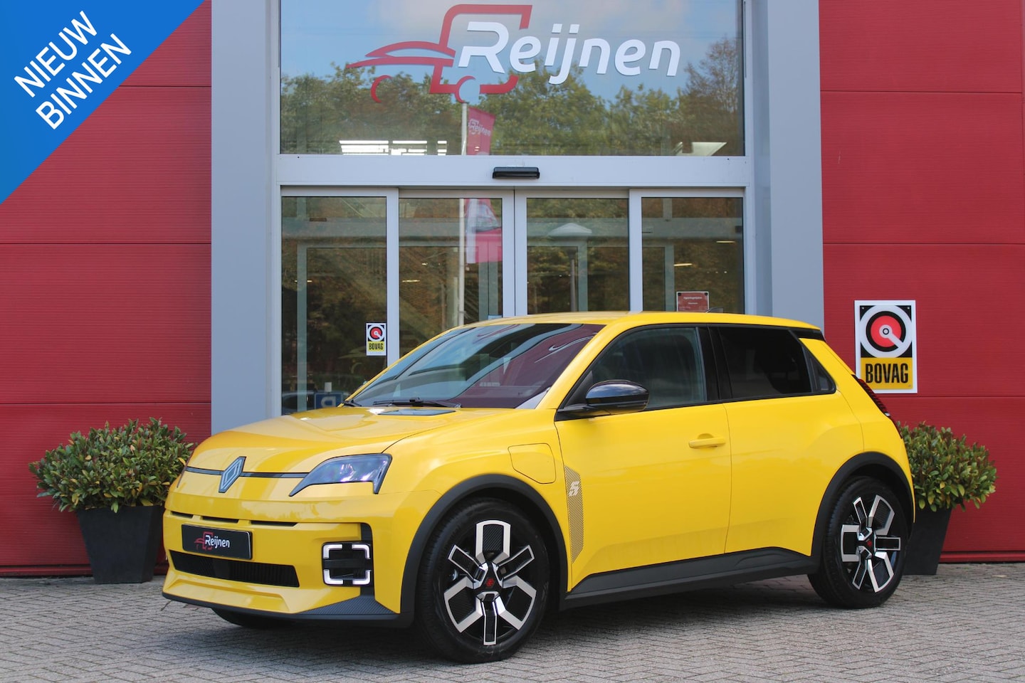 Renault 5 - COMFORT RANGE TECHNO 150PK 52 kWh *NIEUWE AUTO!* | PACK WINTER TECHNO: (ELEKTRISCH VERWARM - AutoWereld.nl