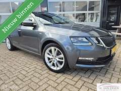 Skoda Octavia Combi - 1.4 1E EIGENAAR APPLE CARPLAY 17" LED