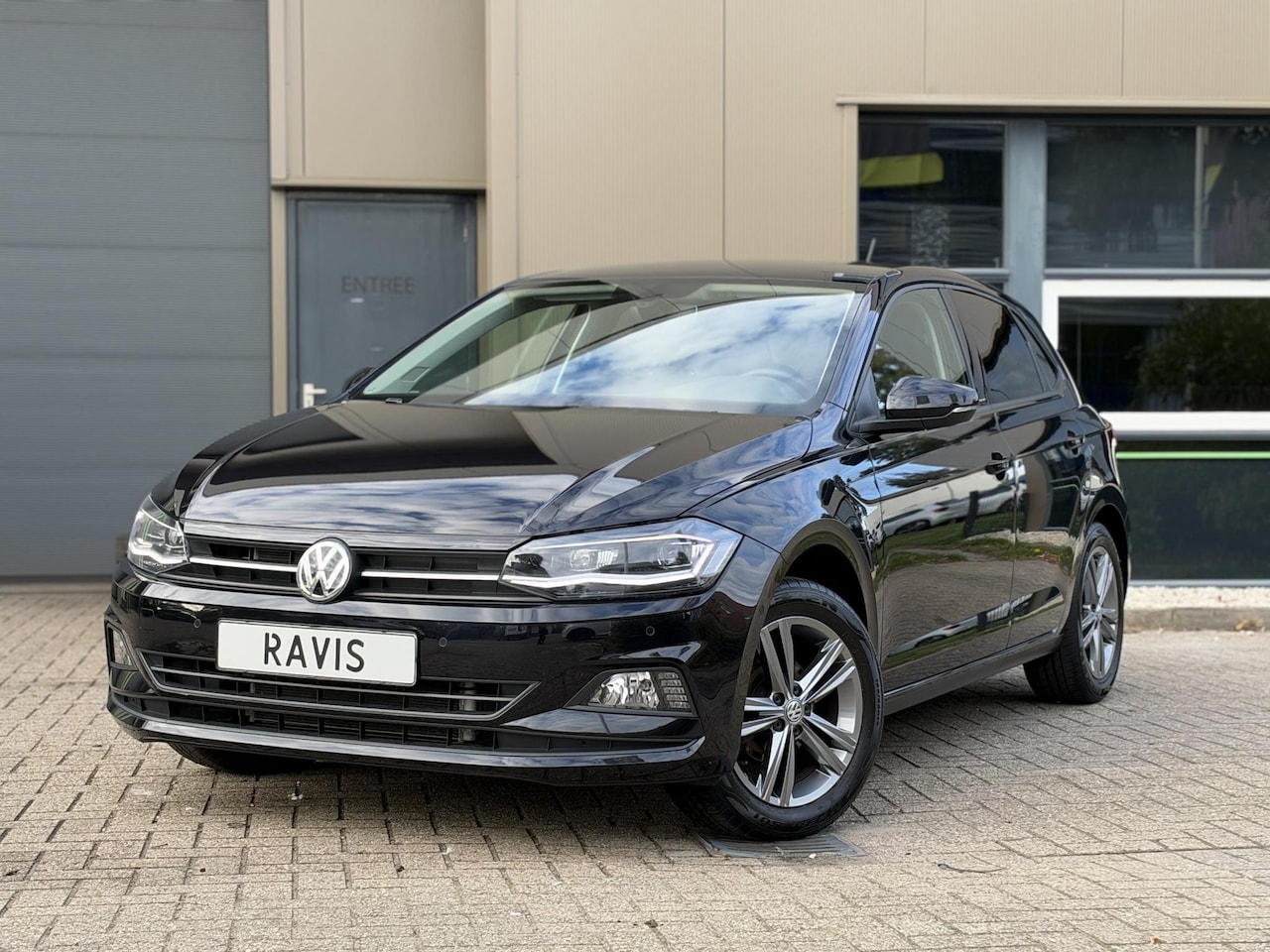 Volkswagen Polo - 1.0 TSI I.Q. Drive | Automaat | LED | ACC | - AutoWereld.nl