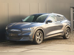 Ford Mustang Mach-E - 98kWh Extended RWD Leder | Camera | Trekhaak | SOH 94% | Zeer mooi!