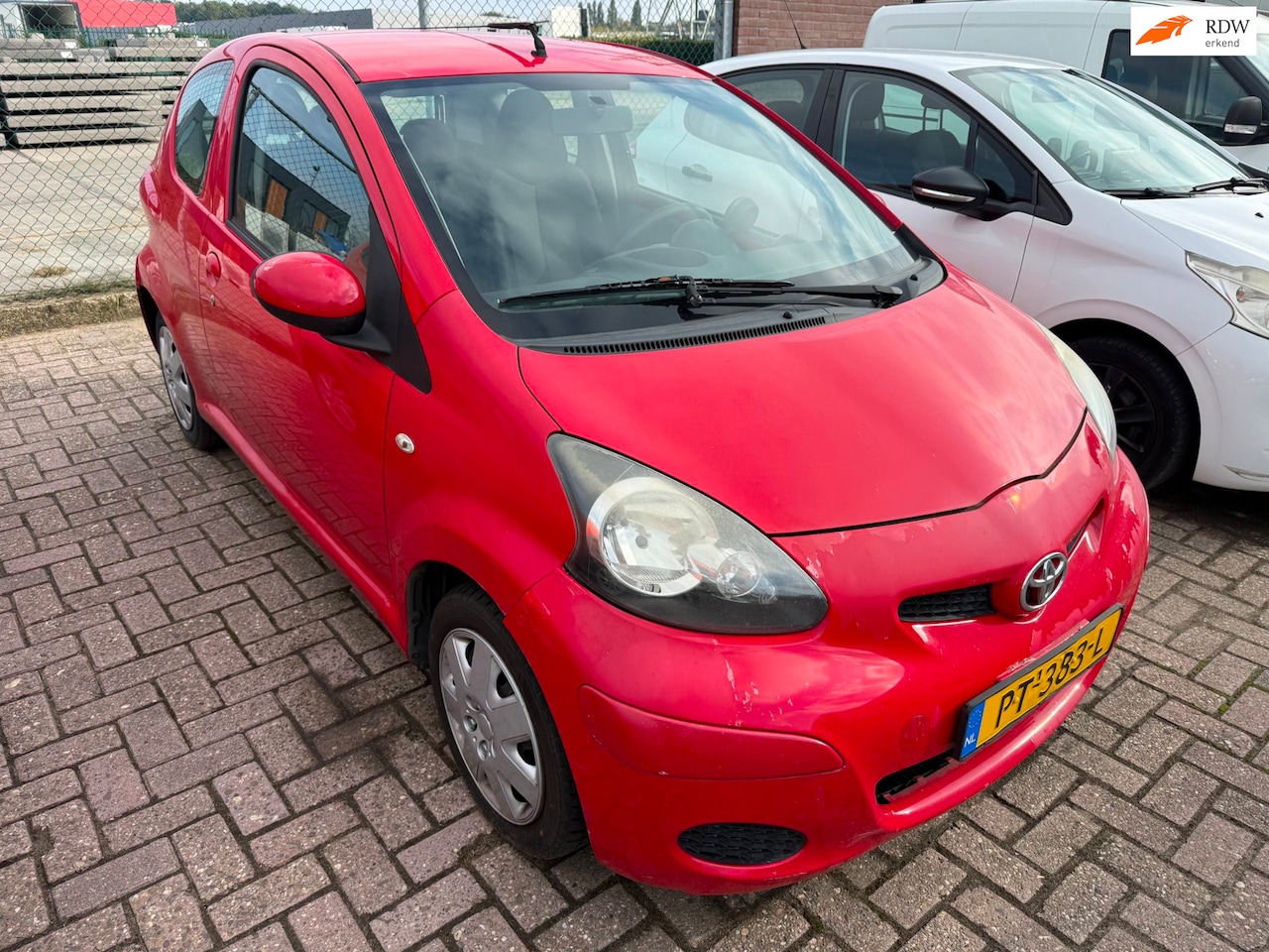 Toyota Aygo - 1.0-12V Access 1.0-12V Access - AutoWereld.nl