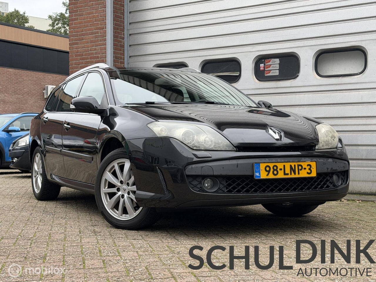 Renault Laguna Estate - 2.0 16V Celsium TREKHAAK|CRUISE CONTROLE - AutoWereld.nl