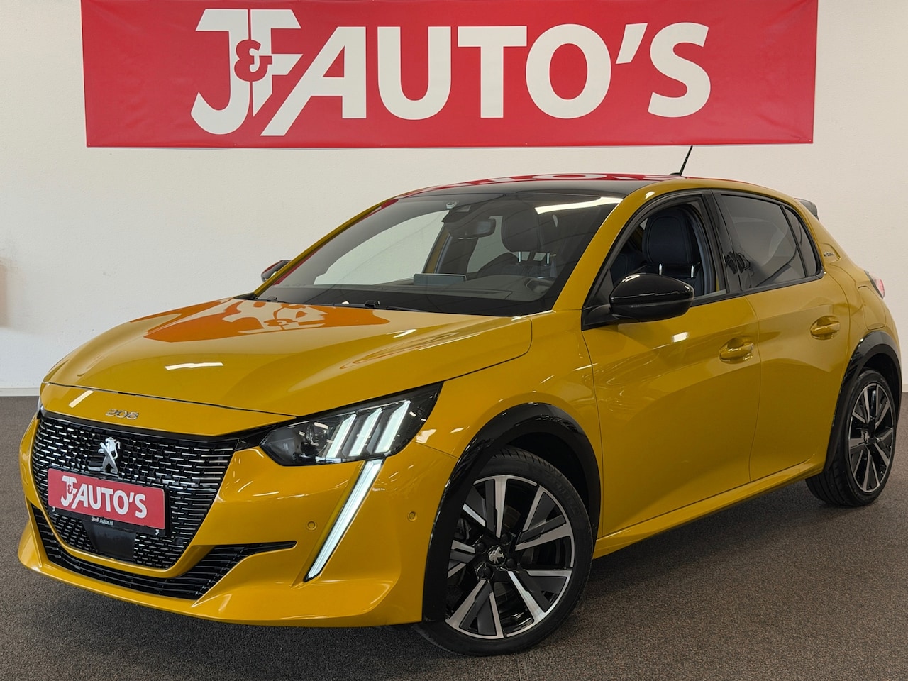 Peugeot 208 - 1.2 PureTech GT-Line|NAVI|CAMERA|PANORAMA|CRUISE - AutoWereld.nl