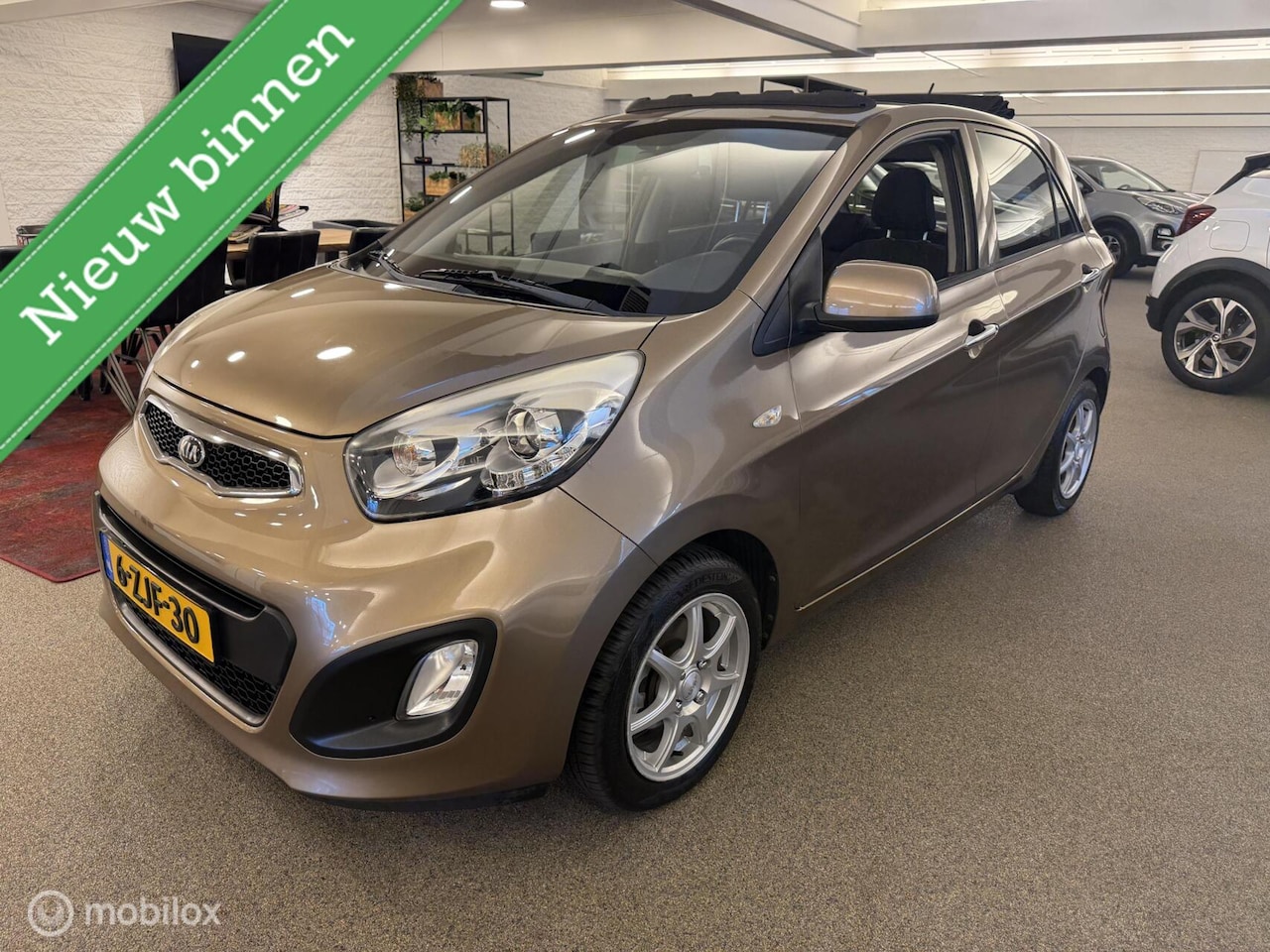 Kia Picanto - 1.0 CVVT ComfortLine 1.0 CVVT ComfortLine - AutoWereld.nl