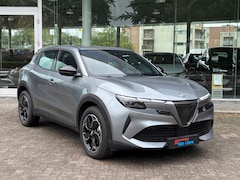 Alfa Romeo Junior - 54 kWh 156pk Elettrica Led | Carplay|Adapt Cruise| Rijklaarprijs incl garantie