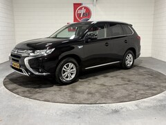 Mitsubishi Outlander - 2.4 PHEV Pure, Dealer onderhouden, 1e eigenaar, Automaat, Prijs incl. beurt en 3 maanden g