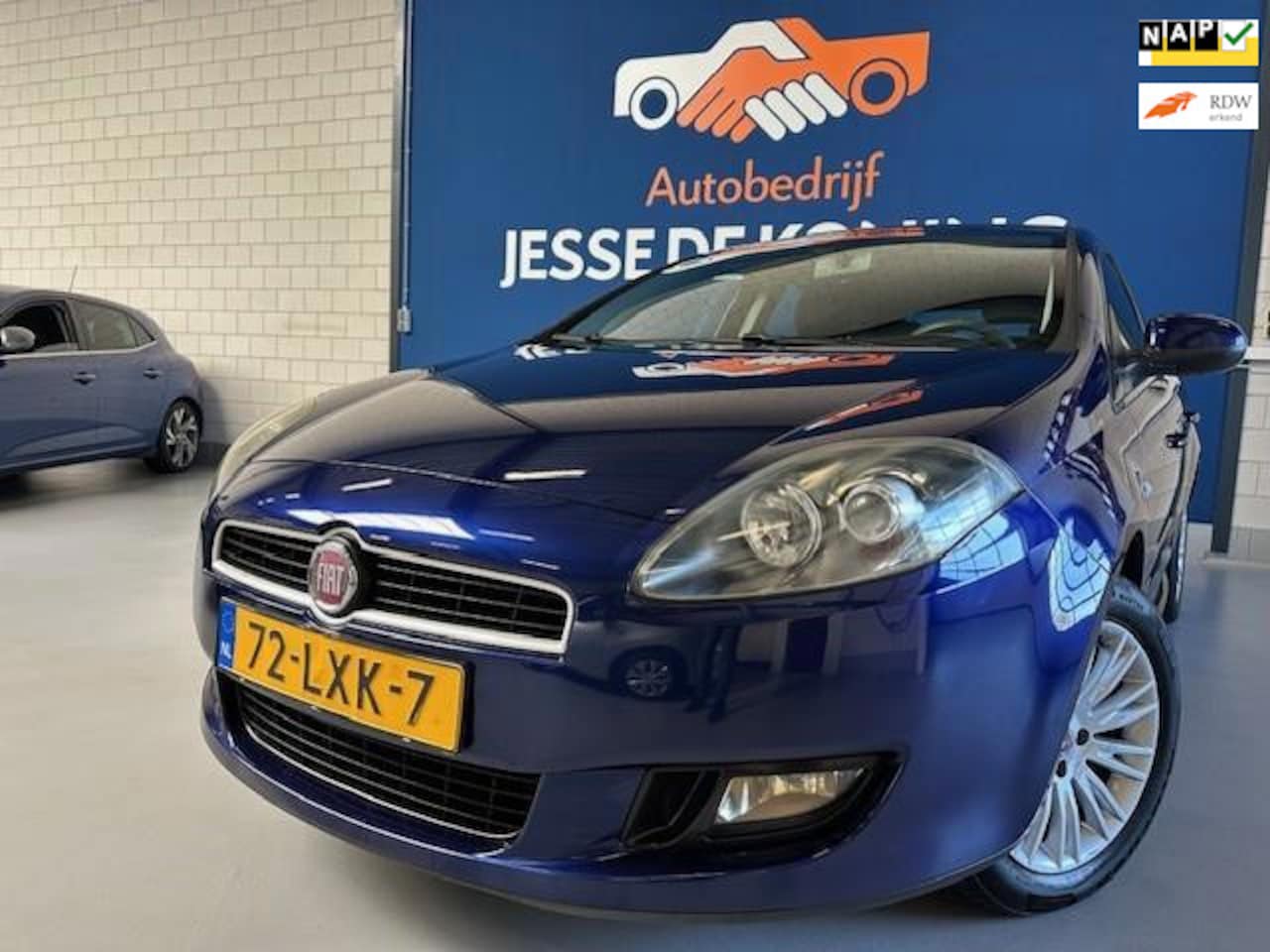 Fiat Bravo - 1.4 Actual 1.4 Actual,bj.2010,kleur:blauw,5 deurs,1e eigenaar,airco,distributie vervangen,cruise,etc - AutoWereld.nl