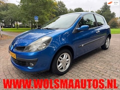 Renault Clio - 1.2-16V Team Spirit