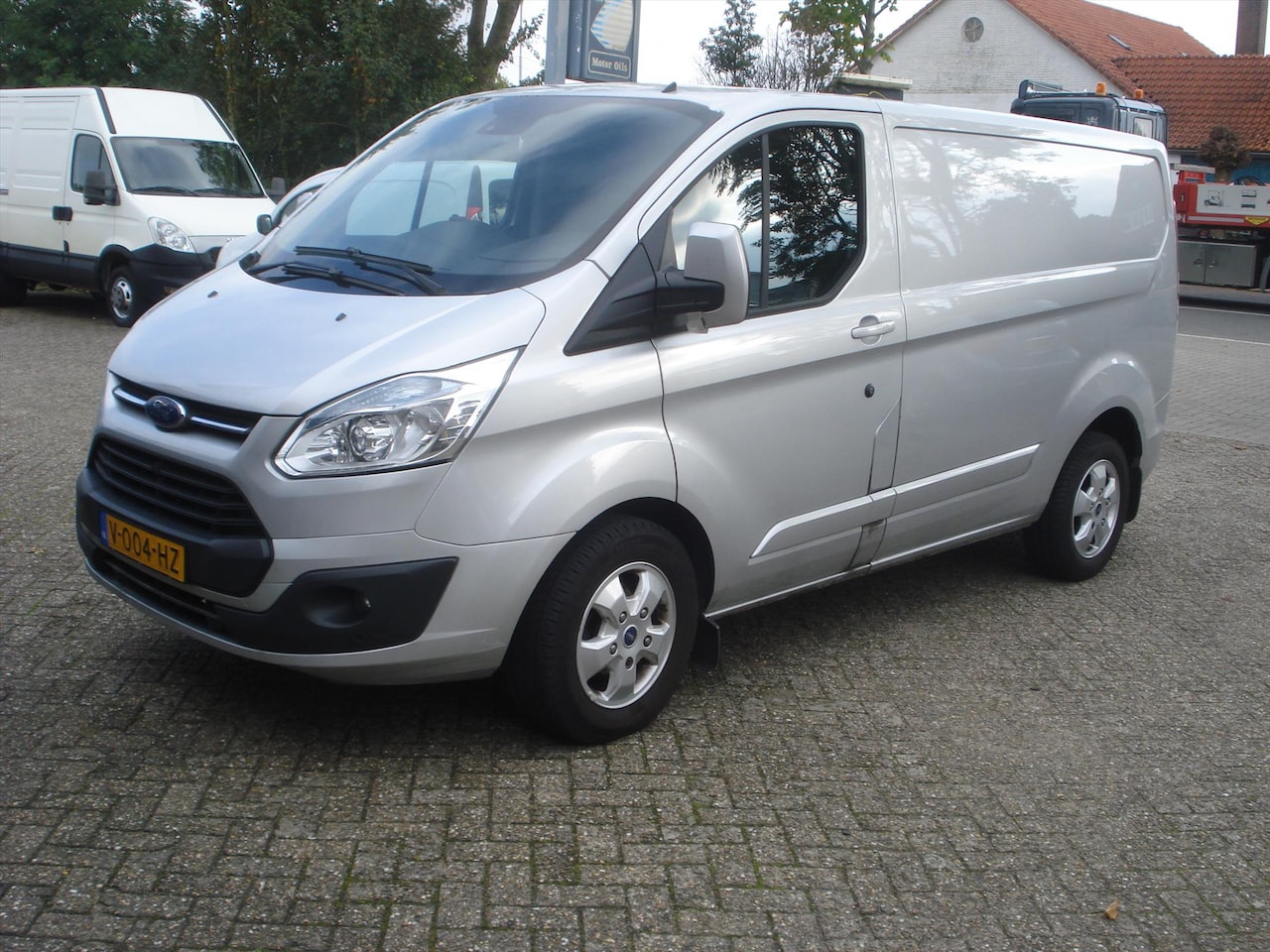 Ford Transit Custom - EURO 6 2.0 TDCi 130PK 270 L1H1 (161 - AutoWereld.nl