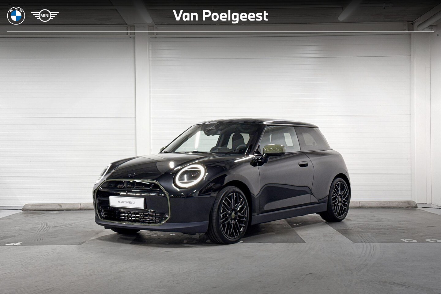 MINI Electric - Cooper 3-deurs Cooper SE | Paul Smith Edition| Pakket XL | 16 Inch Square Spoke - AutoWereld.nl