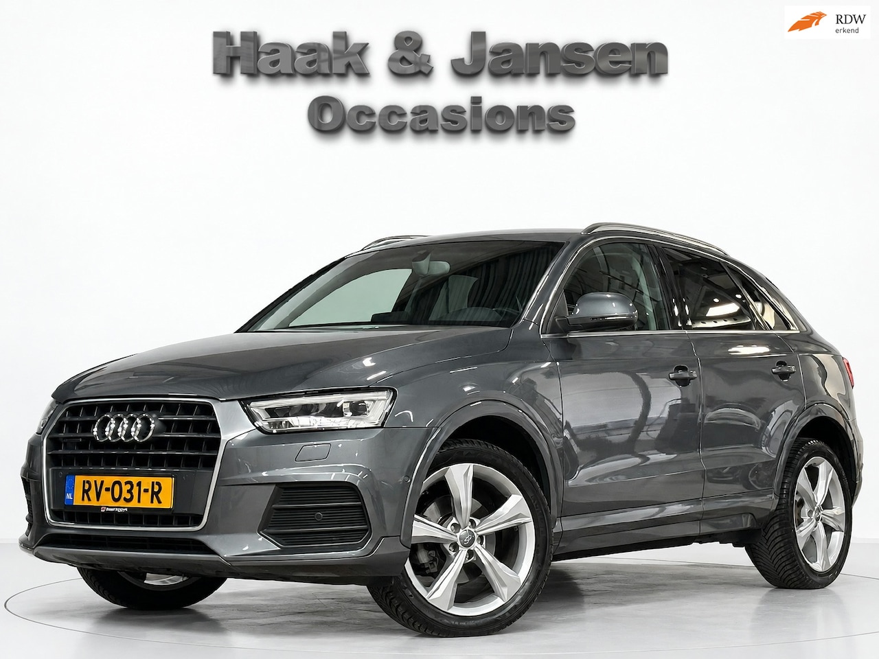 Audi Q3 - 2.0 TFSI quattro Sport Pro Line - Stoelverwarming - Camera - - AutoWereld.nl