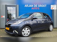 Toyota Aygo - 1.0 VVT-i x-play 5Drs Airco Camera Bleutooth NAP
