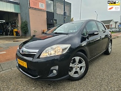 Toyota Auris - 1.8 Full Hybrid Executive GARANTIE