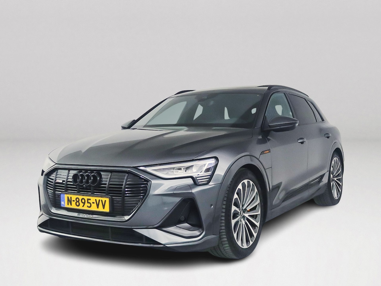 Audi e-tron - 55 quattro S edition 95 kWh | SOH 87% | 360° camera | Bang & Olufsen Premium | Matrix led - AutoWereld.nl