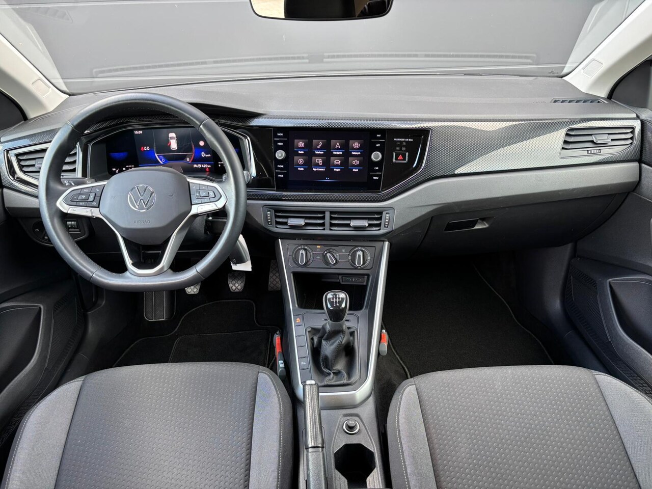 Volkswagen Polo - 1.0 TSI Life | CARPLAY | ADAP. CRUISE | AIRCO |DIGI DASHBOARD | PDC |