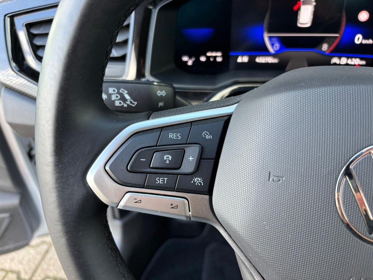 Volkswagen Polo - 1.0 TSI Life | CARPLAY | ADAP. CRUISE | AIRCO |DIGI DASHBOARD | PDC |