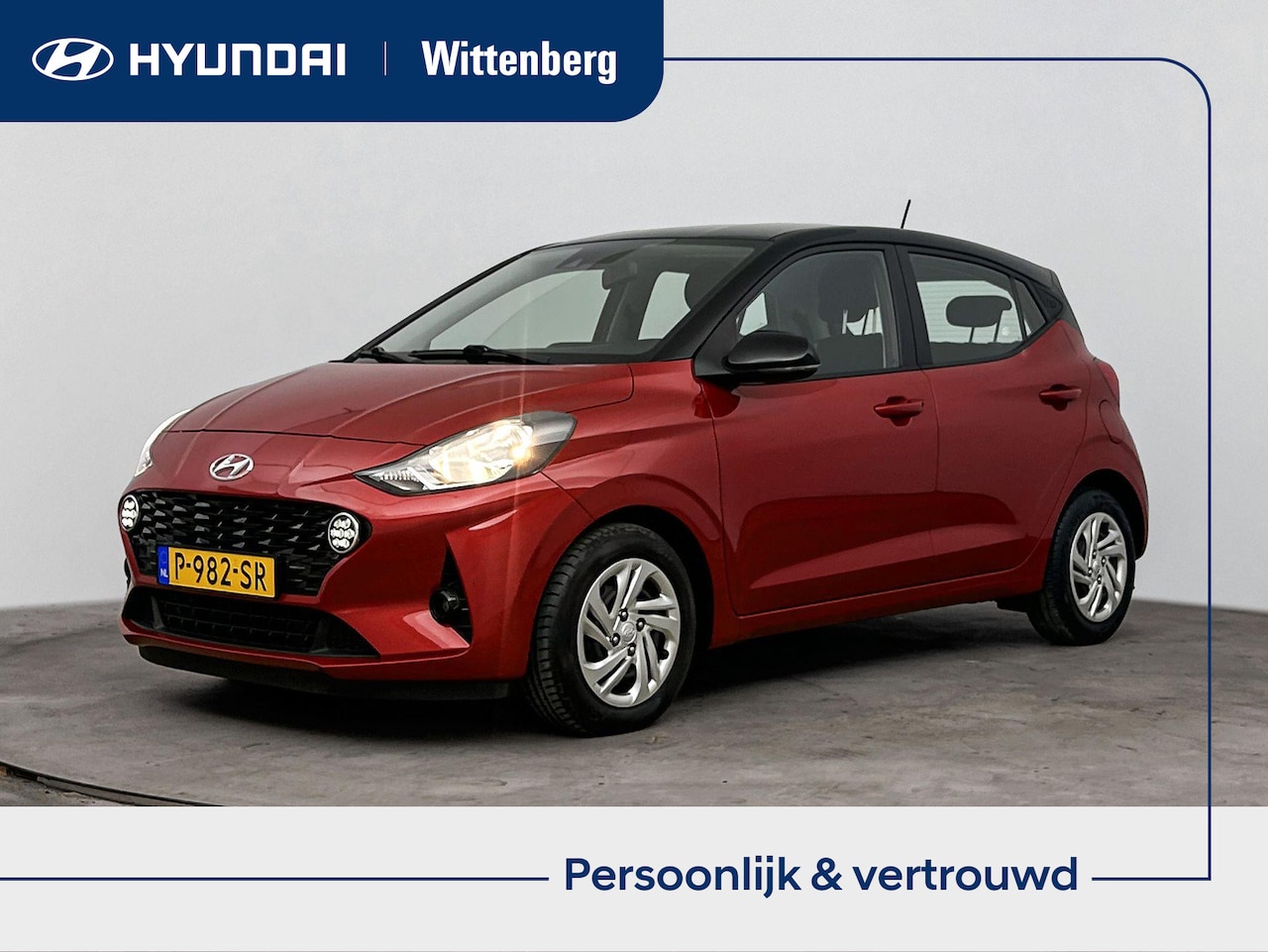 Hyundai i10 - 1.0 Comfort | Two tone | Navigatie | Camera | Cruise control | Airco | - AutoWereld.nl