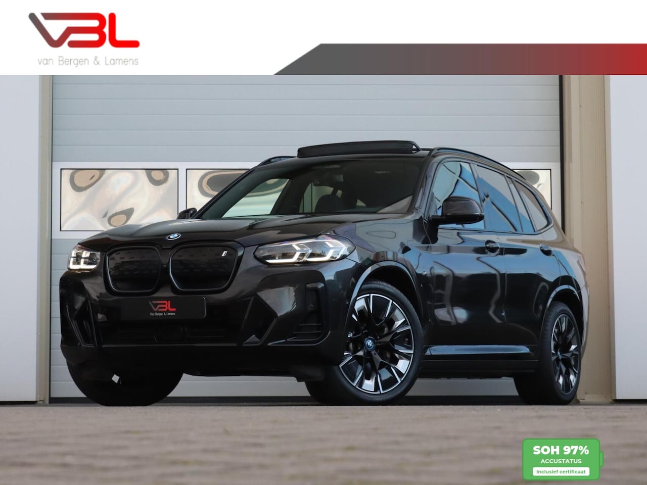 BMW iX3 - High Executive 80 kWh M-sport | SOH 97,2% | Panoramadak - AutoWereld.nl