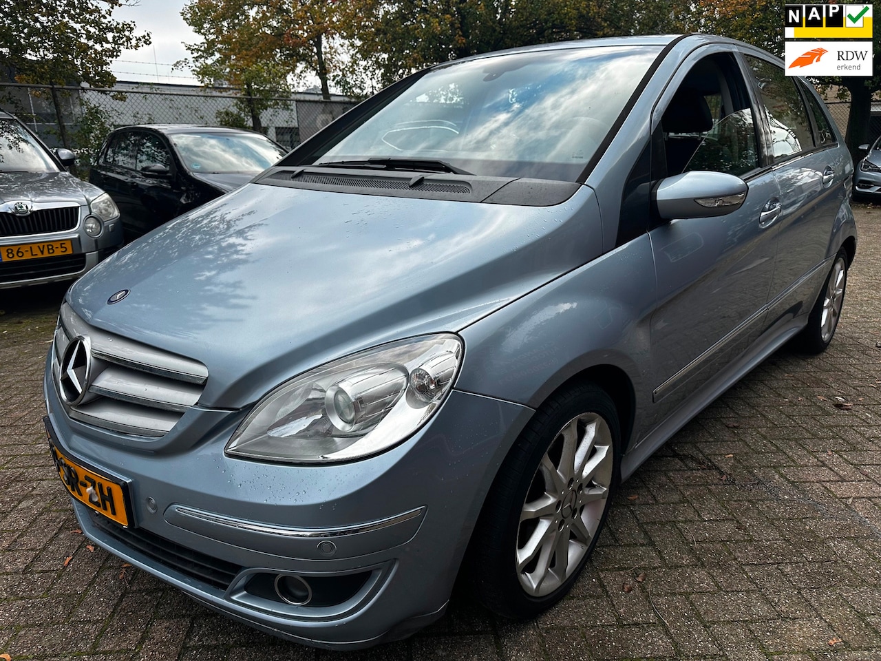 Mercedes-Benz B-klasse - 170 170,Automaat export,zoo meenemen - AutoWereld.nl