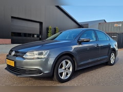 Volkswagen Jetta - 1.2 TSI Comfortline NAVI PSENSOR CRUISE TREKHAAK 2 X SLEUTELS