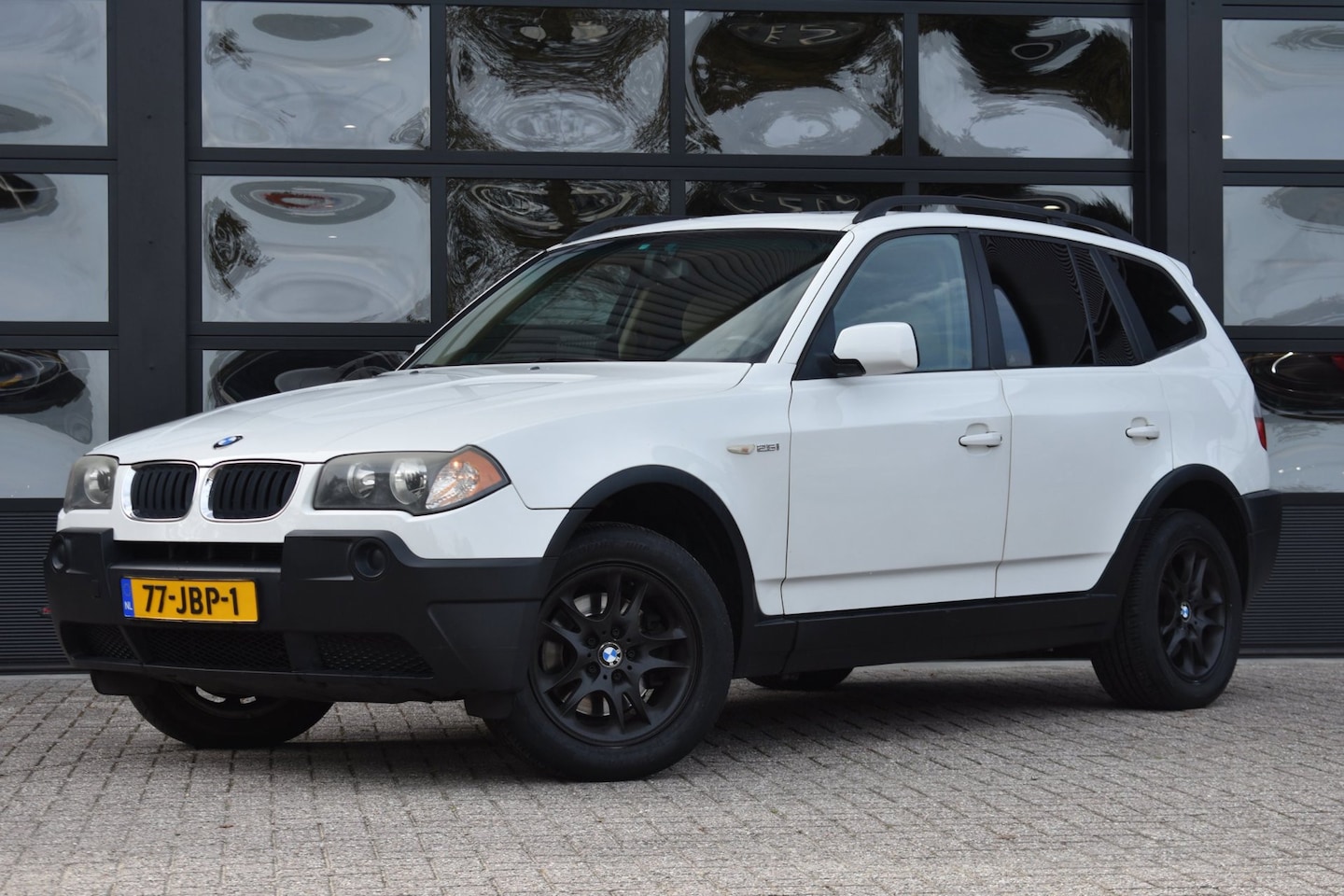 BMW X3 - 2.5i '05 Inruiler zo mee - AutoWereld.nl