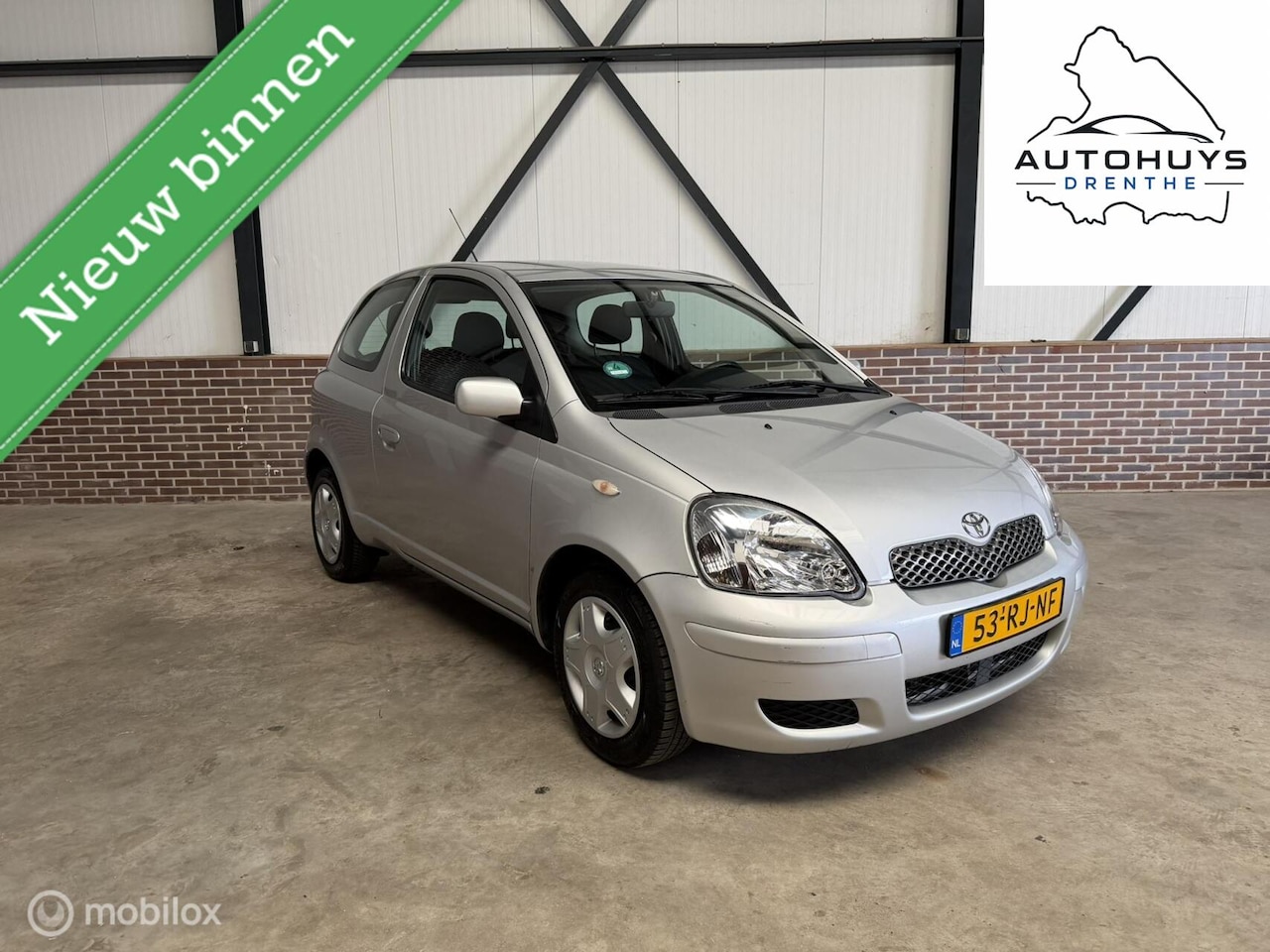 Toyota Yaris - 1.3 VVT-i Sol Automaat - AutoWereld.nl
