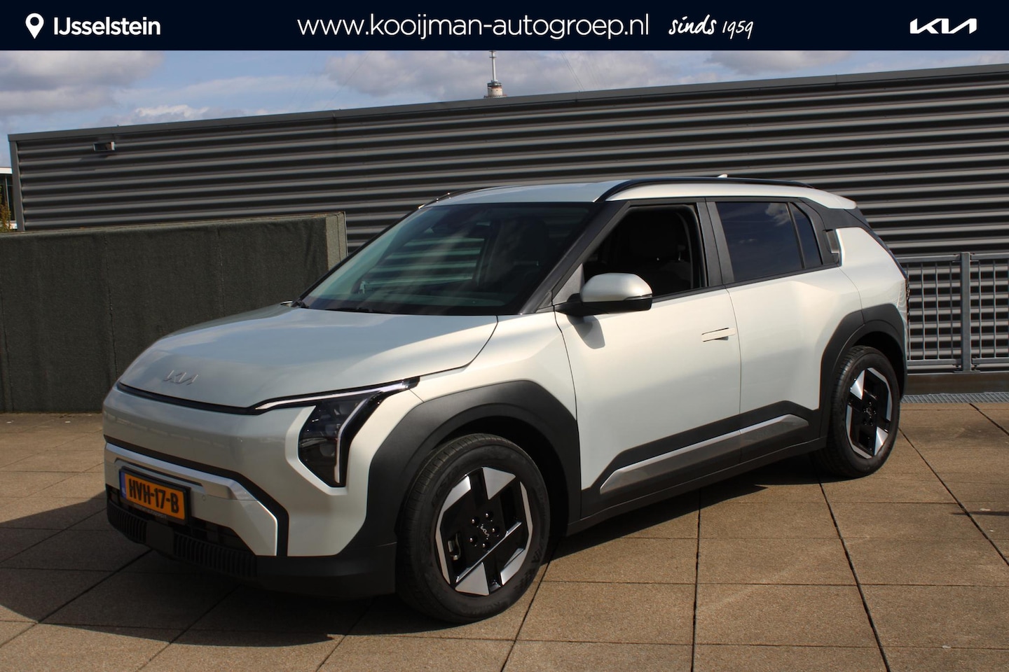 Kia EV3 - Plus 81.4 kWh NAVIGATIE, ACHTERUITRIJCAMERA, DRAARDLOZE TELEFOOBLADER - AutoWereld.nl