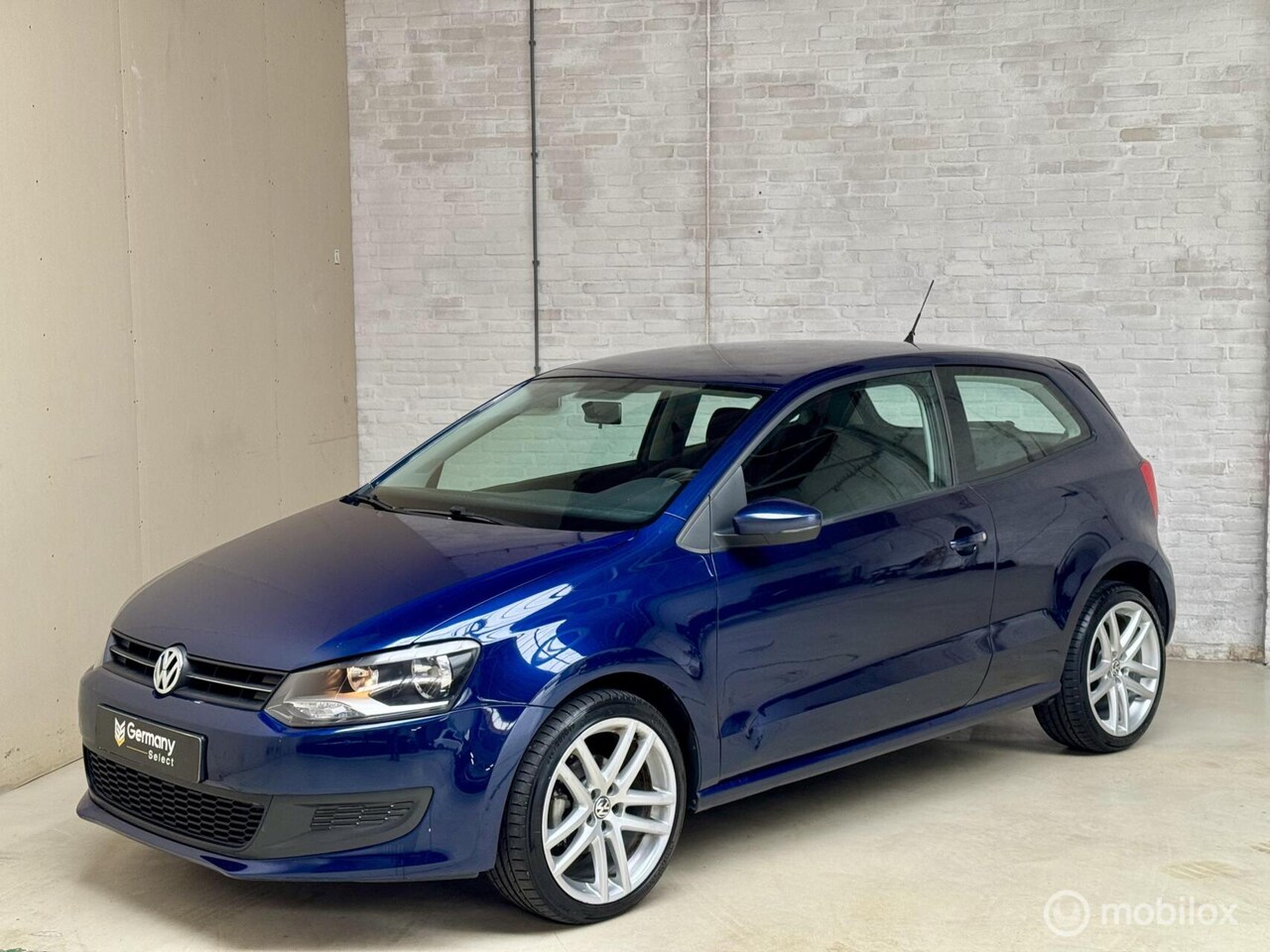 Volkswagen Polo - 6R 1.2 “Shadow Blue” CarPlay | Airco | 17LM - AutoWereld.nl