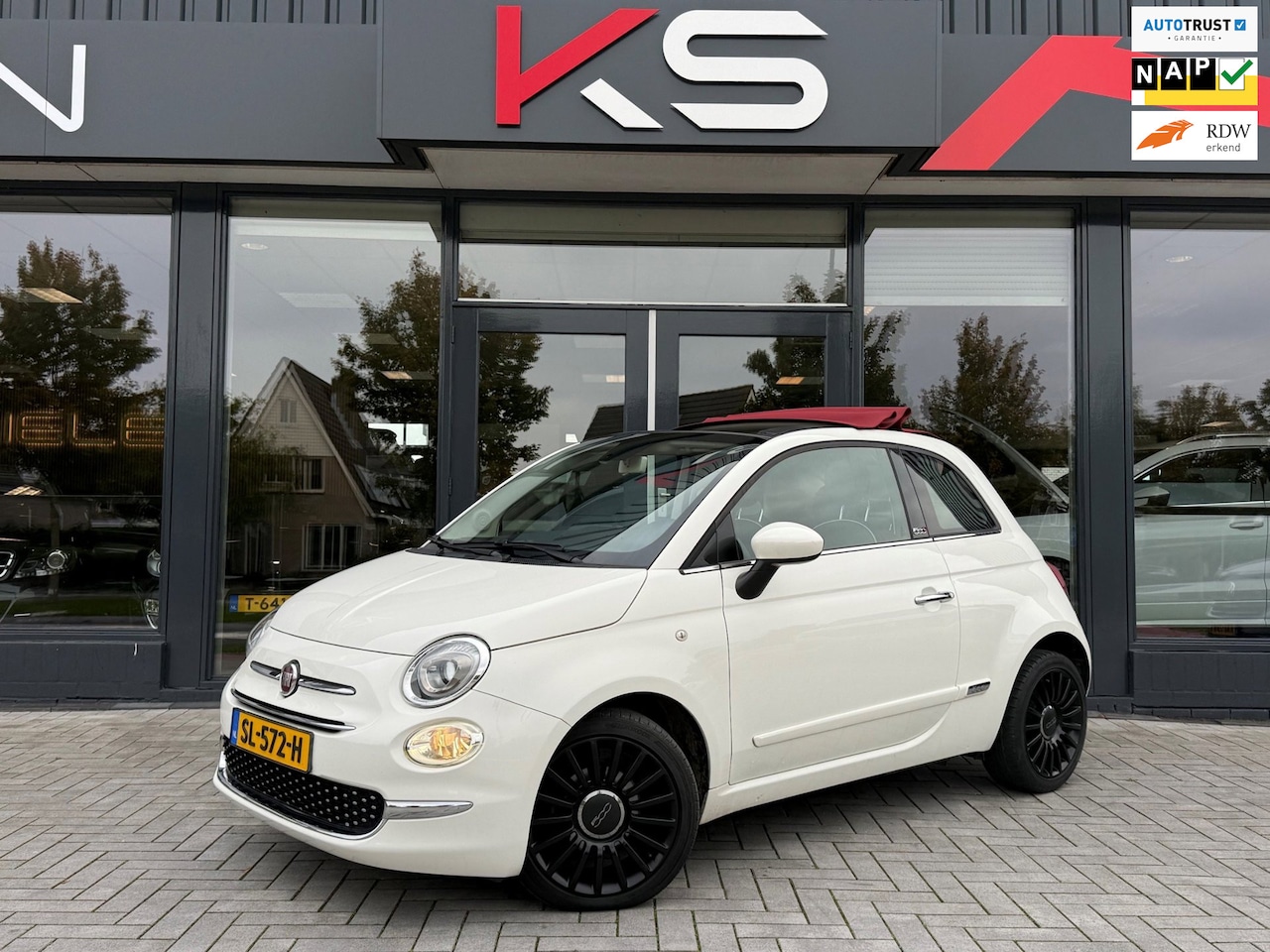 Fiat 500 C - 0.9 TwinAir Turbo Lounge Automaat Digital Pdc Navi - AutoWereld.nl