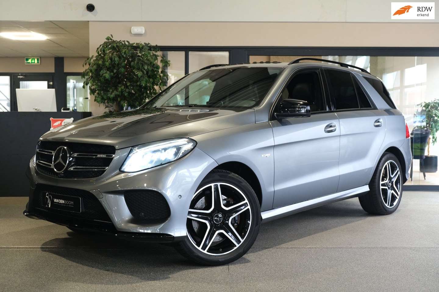 Mercedes-Benz AMG GLE - 43 4MATIC Dak Trek Acc Leder Cam Pdc Led - AutoWereld.nl