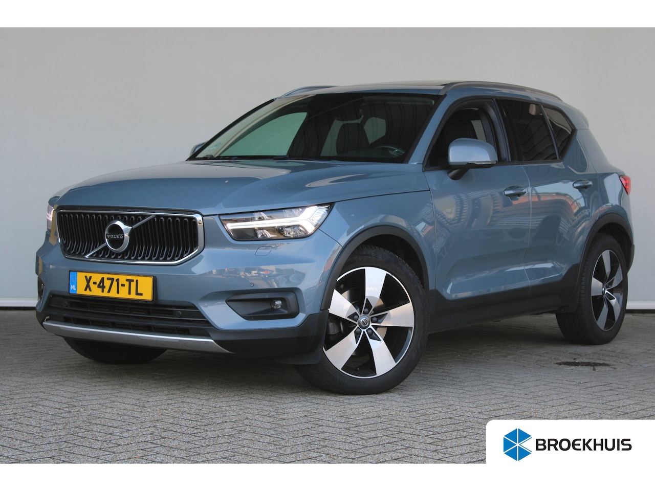 Volvo XC40 - 2.0 T4 AWD Inscription | Trekhaak | Panoramadak | Camera | Stoel- & stuurverwarming | Crui - AutoWereld.nl