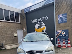 Ford Focus - 1.6-16V First Edition