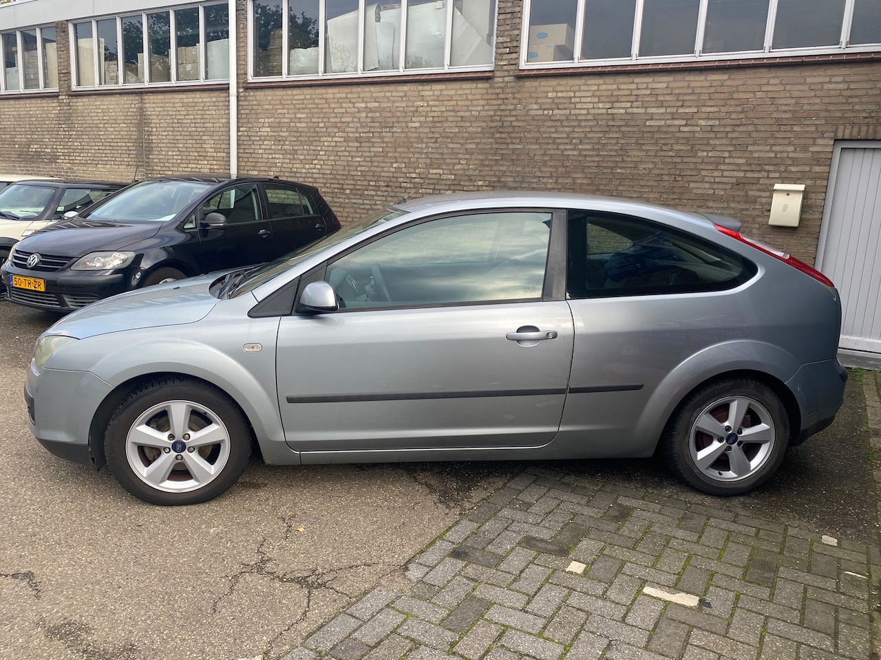 Ford Focus - 1.6-16V First Edition 1.6-16V First Edition - AutoWereld.nl