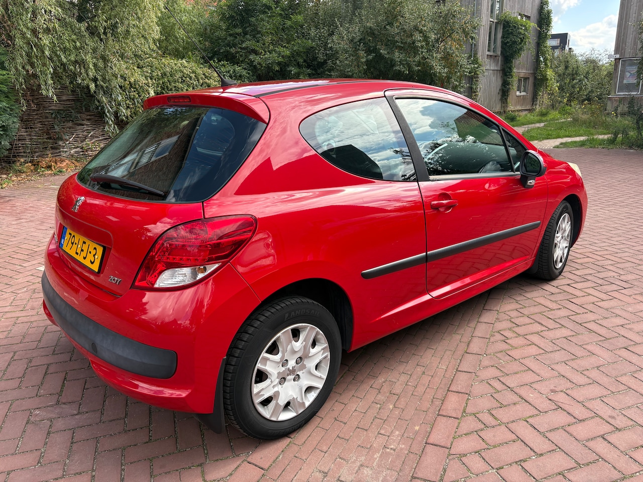 Peugeot 207 - 1.4 VTi X-Line - AutoWereld.nl